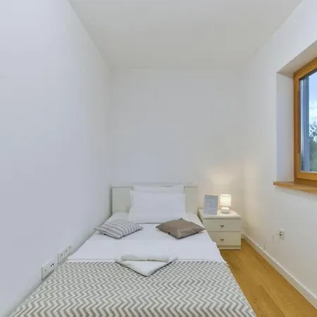 With Roof Terrace 50 Meters From The Beach- By Ta Leut Agency 자톤