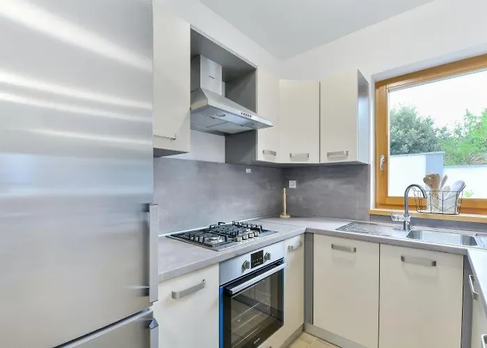 With Roof Terrace 50 Meters From The Beach- By Ta Leut Agency *