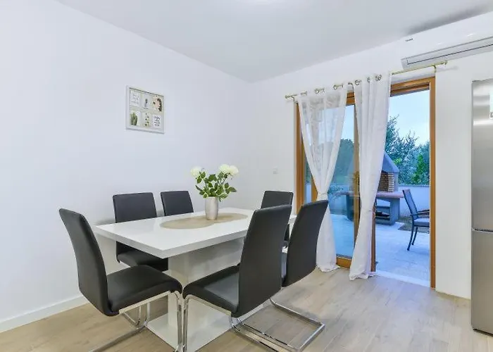 With Roof Terrace 50 Meters From The Beach- By Ta Leut Agency