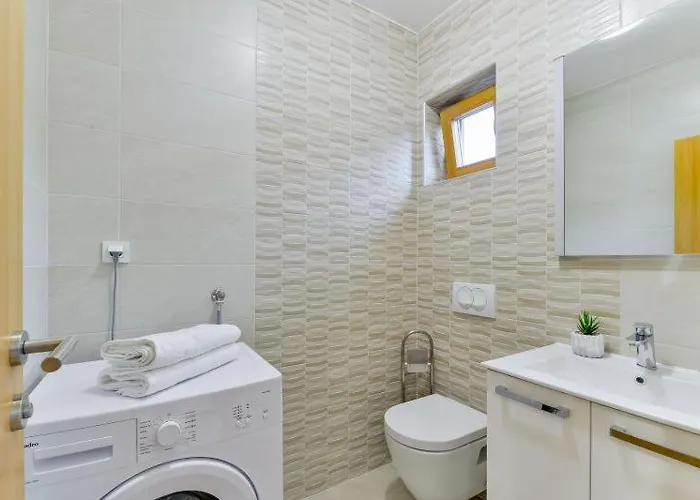 With Roof Terrace 50 Meters From The Beach- By Ta Leut Agency *